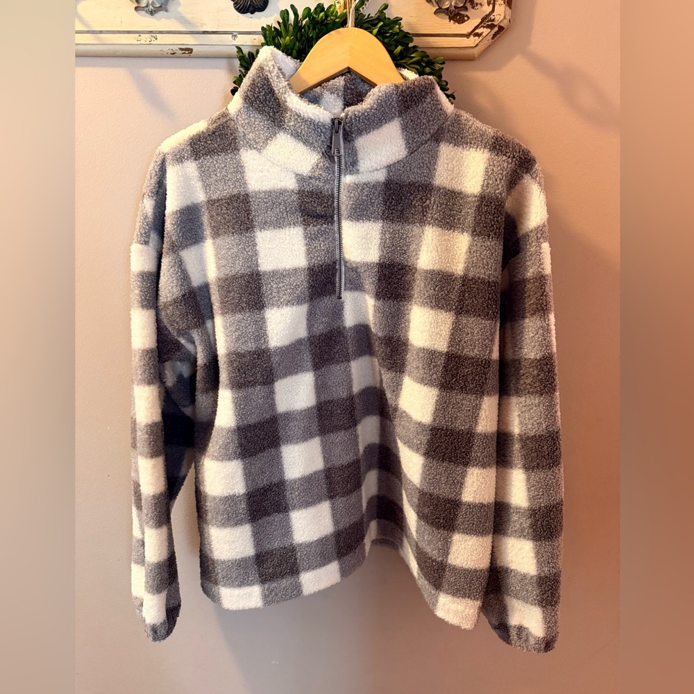 LOFT Gray and White Fleece Pullover